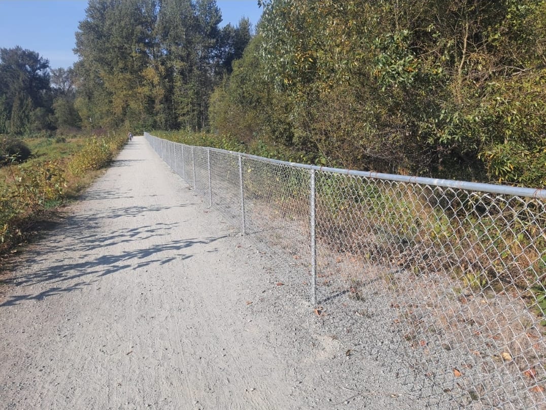 6 km metal fencing, Coquitlam — Pacific Custom Builders
